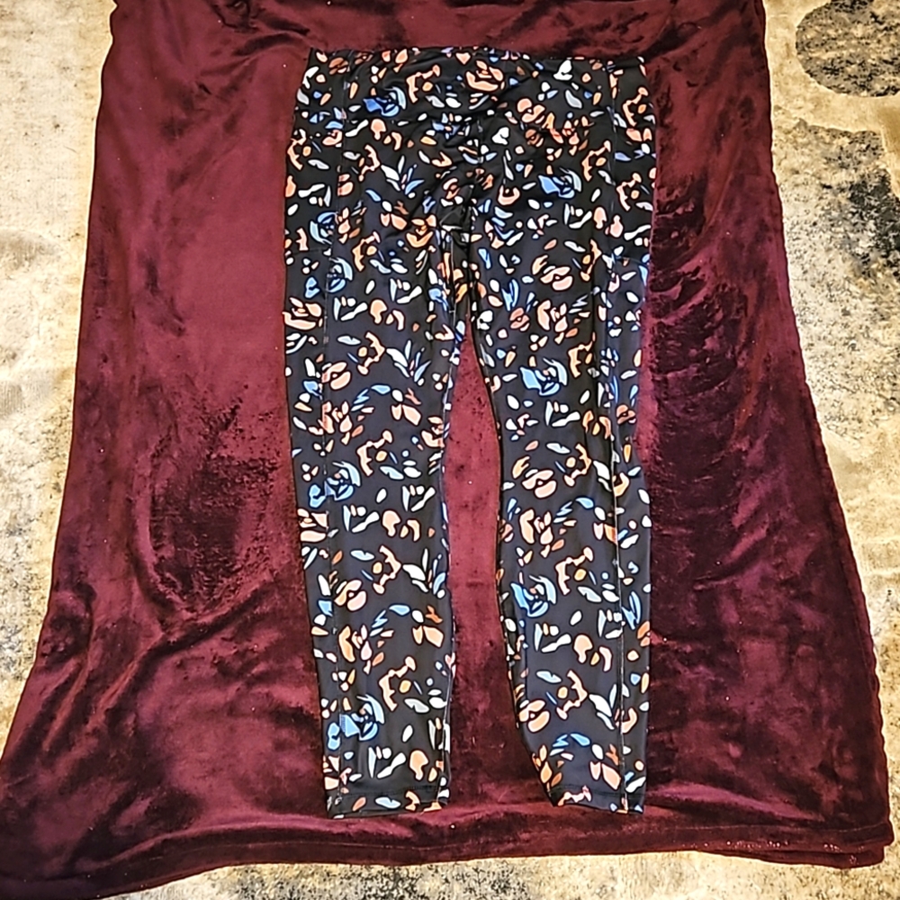 Multi colored leggings